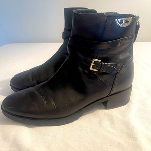 Tory Burch Black Leather Sidney Boot